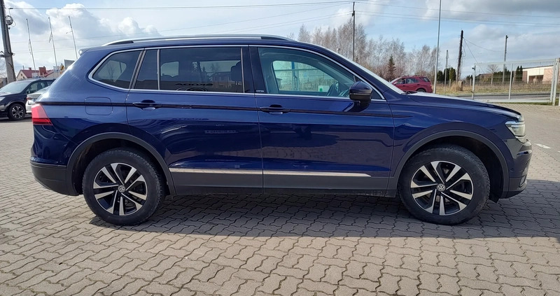 Volkswagen Tiguan cena 102900 przebieg: 175700, rok produkcji 2020 z Halinów małe 254